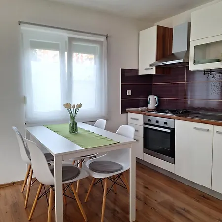 דירה Modern In